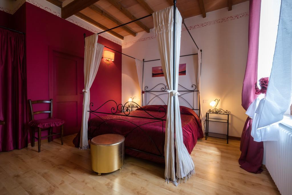 Giannetti Bed & Breakfast Poggio alle Mura Экстерьер фото